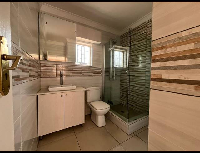 4 bed property to rent in GLENVISTA